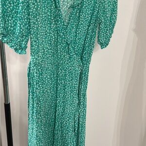 Old Navy- Green Floral Women's Dress